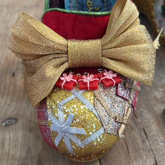 Irregular Choice Santa’s Globe Snowglobe Heels - Never Worn RARE - Picture 5 of 14